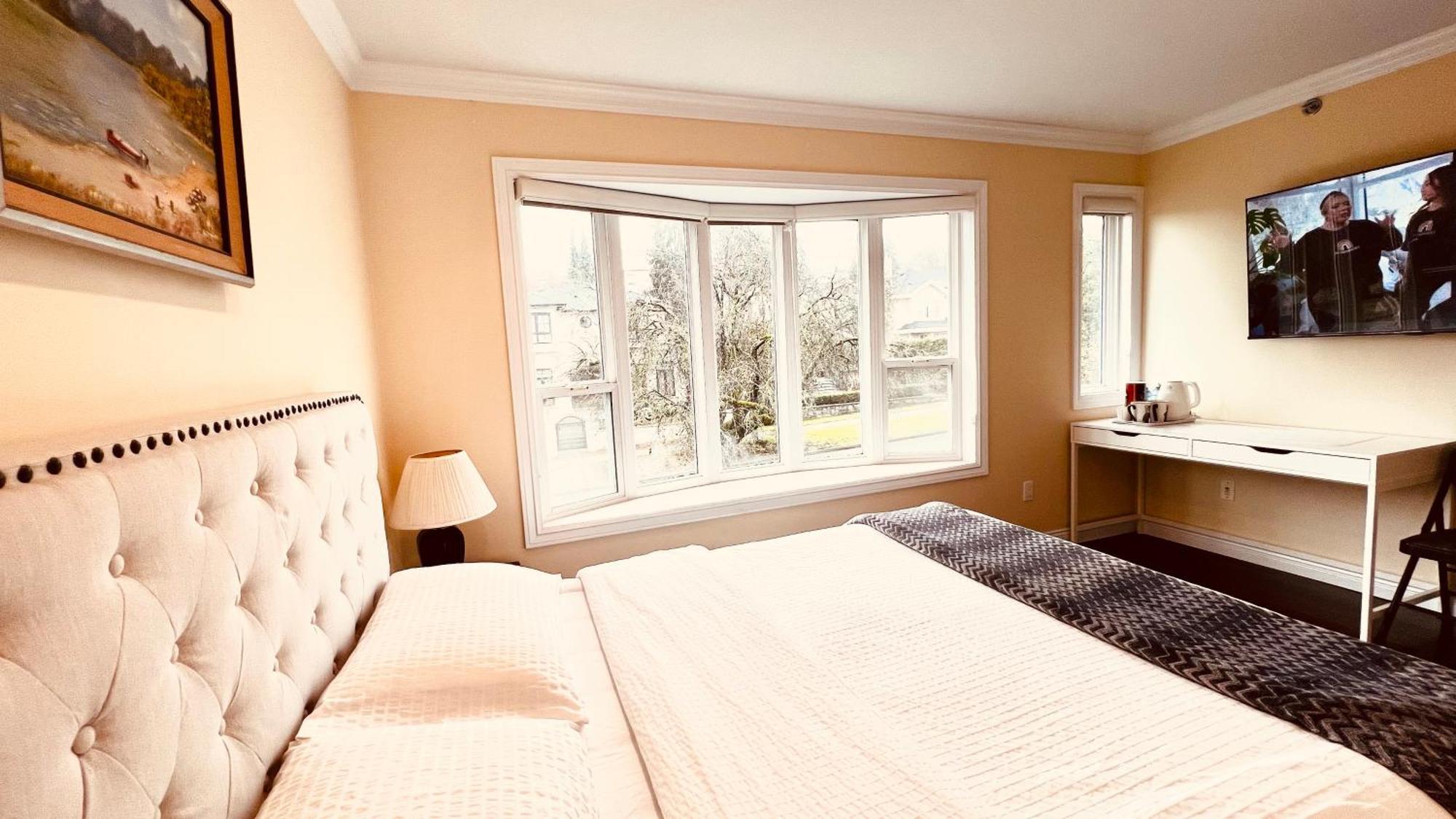 Coze Home In Vancouver Near Yvr מראה חיצוני תמונה